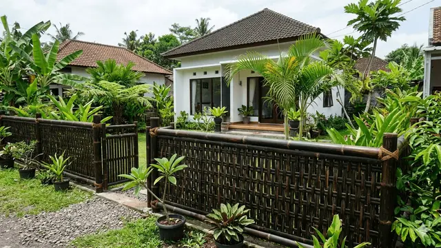 Desain Pagar Bambu Tapi Tidak Terlihat Murahan