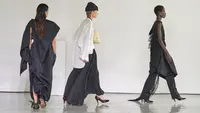 Bottega Veneta Summer 2027 Hadirkan Saat Craftsmanship Ikonis Hadir Lebih Ringan dan Bebas