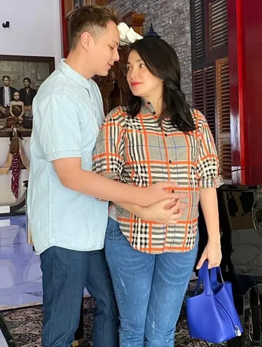 Ussy Sulistiawaty (Instagram/andhiiikapratama)