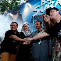 Salah satu wanita cantik yang hadir di pers konferens adalah Angela Nazar juara 3 X-Faktor Belanda yang mengisi Soundtrack 'BOS'. (Wimbarsana Kewas/Bintang.com)