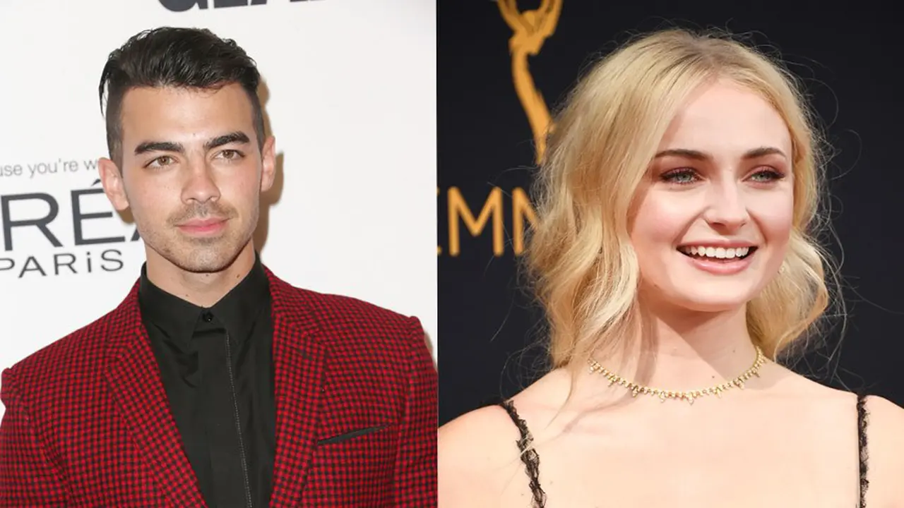 [Bintang] Joe Jonas dan Sophie Turner