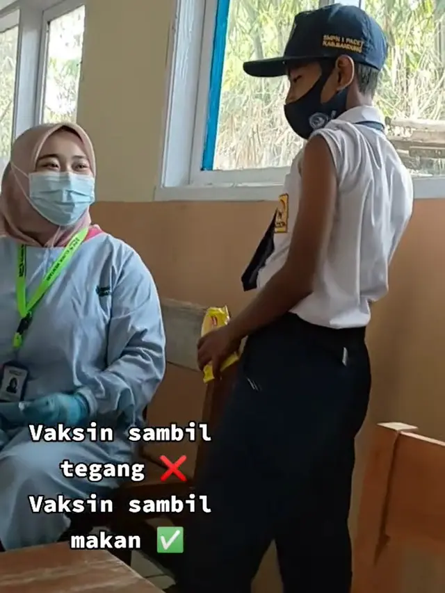Kelucuan bocah takut disuntik saat vaksinasi.