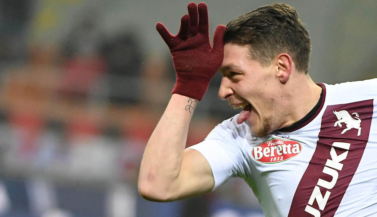 1. Andrea Belotti (Torino) - Penyerang berusia 23 tahun ini merupakan incaran klub-klub besar Eropa mulai dari Arsenal hingga Real Madrid. Musim ini di Serie A dirinya tampil 20 kali dengan mencetak 15 gol. (EPA/Daniel Dal Zennaro)