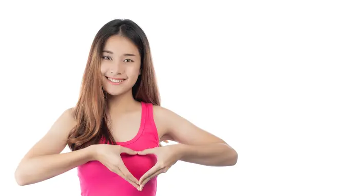 Pemeriksaan payudara mandiri juga bisa menjadi bagian penting dari deteksi dini.