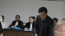 Yusril Izha Mahendra menjadi saksi ahli untuk tersangka kasus Hambalang, Anas Urbaningrum, Jakarta, Rabu (3/9/14). (Liputan6.com/Herman Zakharia)