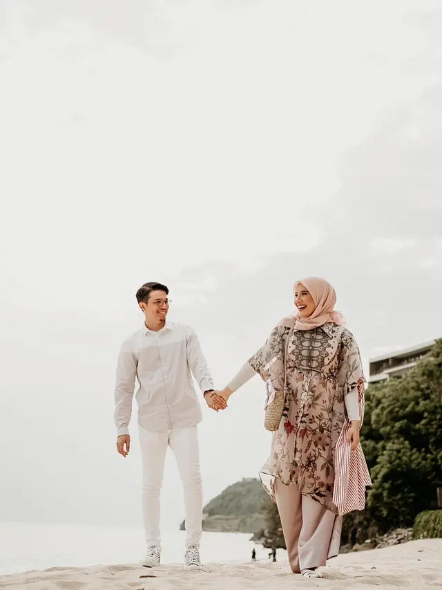 [Fimela] Irwansyah dan Zaskia Sungkar