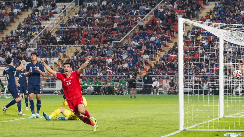 Selebrasi pemain Vietnam saat mengalahkan Thailand di final Piala AFF 2024 (AFP)