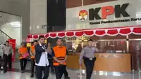 Tangan Diborgol, Bupati Pemalang dan 3 Orang Lain Kenakan Rompi Oranye KPK