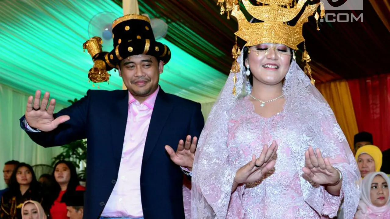 Bermahkota Bulang Mandailing, Kahiyang Diberi Marga Siregar