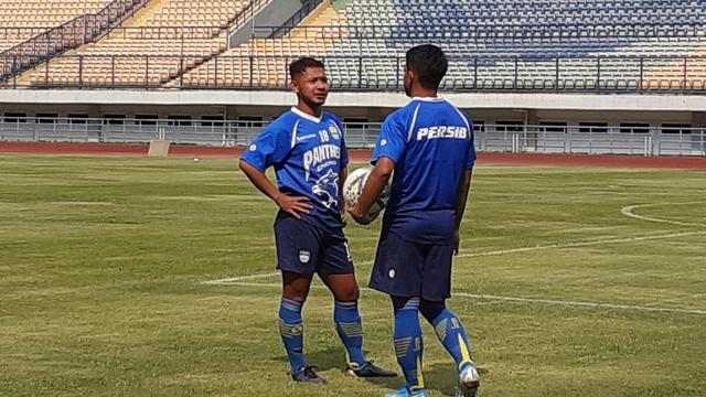 Gian Zola Nasrulloh, Persib Bandung
