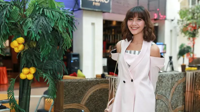 [Bintang] Sheila Dara