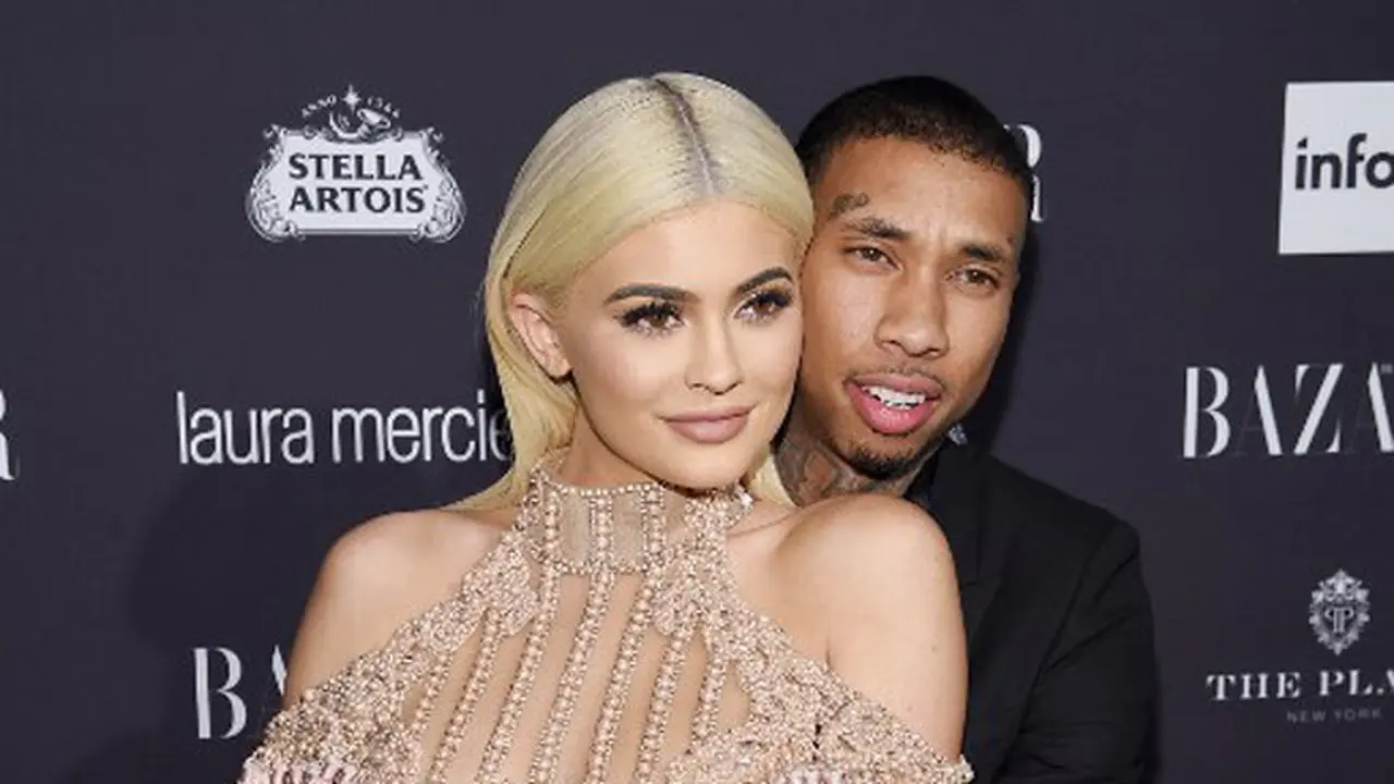 [Bintang] Kylie Jenner - Tyga