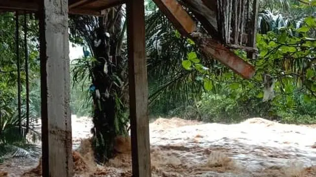 Bencana banjir melanda Kabupaten Pasaman Barat pada 4 September 2020.