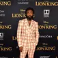 Donald Glover memakai suit Gucci Fall Winter 2019-2020 di premiere The Lion King (Dok. Gucci)