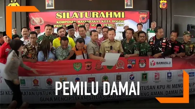 Perwakilan TKN dan BPN melakukan deklarasi damai di Bogor, Jawa Barat. Dalam deklarasi sepakat untuk mengawal hasil Pemilu 2019 dan menunggu hasil real count dari KPU.