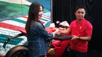 Pengusaha Bandung beli Ducati Paigale V4S dengan sistem kredit
