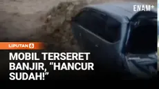 Sebuah mobil milik warga terseret arus deras saat banjir bandang melanda Jalan Kompleks Perumahan di Sentul City, Kabupaten Bogor, Jawa Barat, Rabu sore. Derasnya aliran air bahkan menyeret batu-batu berukuran besar dari area proyek perumahan. Berunt...
