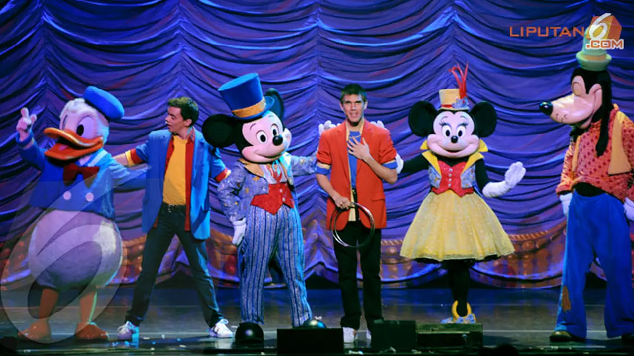 disney-live-131113b.jpg