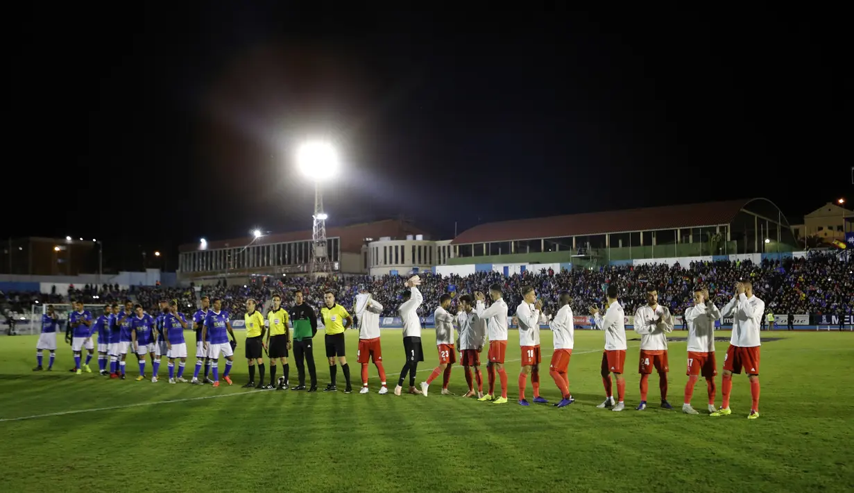 Pemain Real Madrid saat melawan UD Melilla pada laga Copa del Rey di Stadion Alvarez Claro, Melilla, Rabu (31/10/2018). Real Madrid menang 4-0 atas UD Melilla. (AP/Javier Gandul)