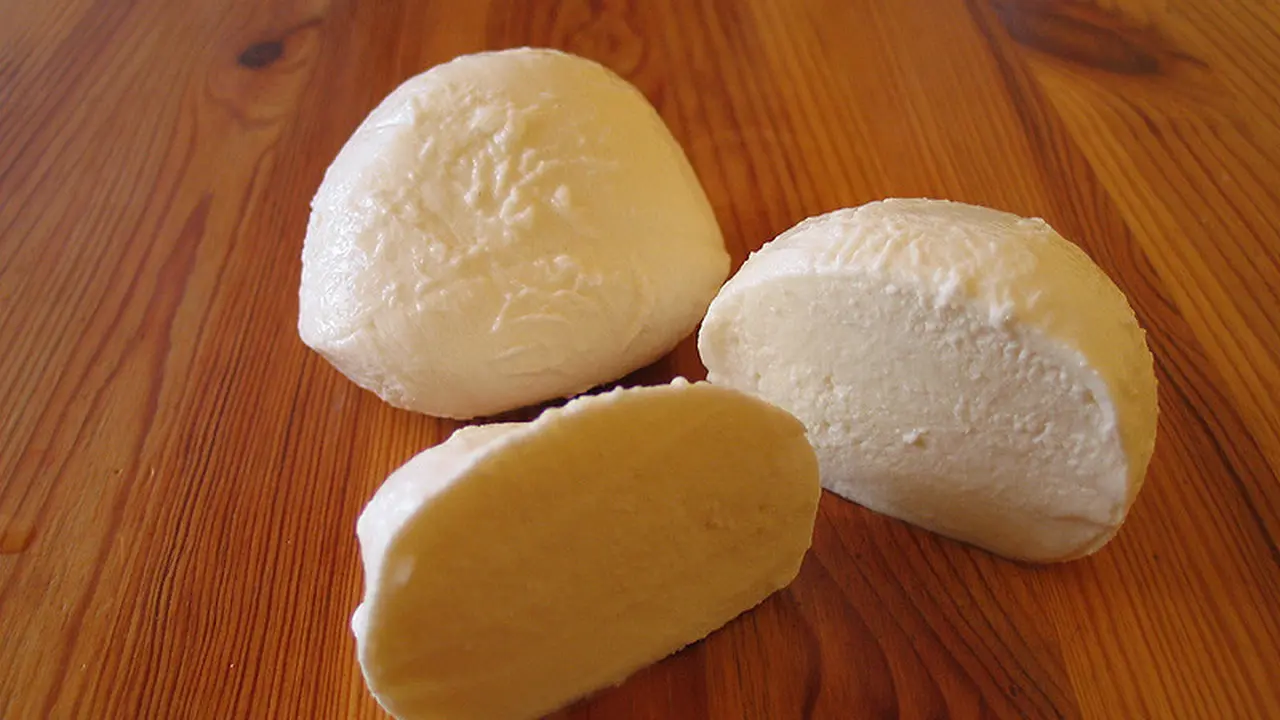 Keju Mozarella