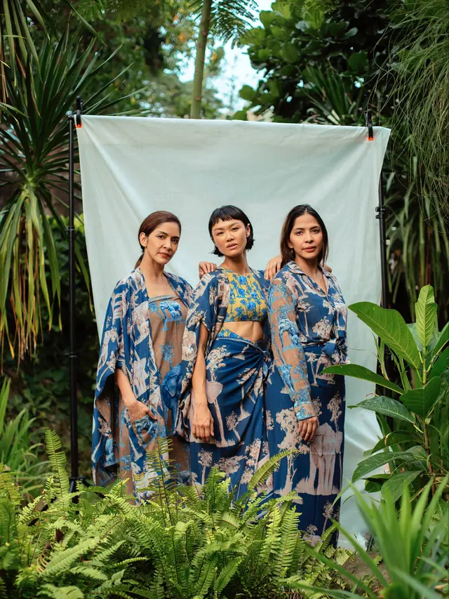 Kolaborasi dari Ghea Resort by Amanda Janna bersama Cover Me Not by Kelly Tandiono Ciptakan Swimwear dengan Desain Gajah Borneo