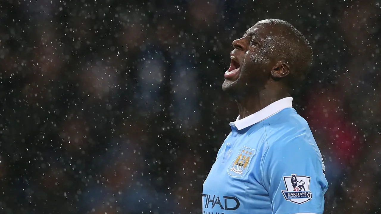 Premier League, Kontrak Pemain
