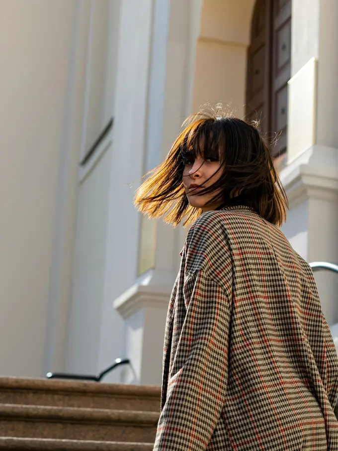 wanita oktober tangga