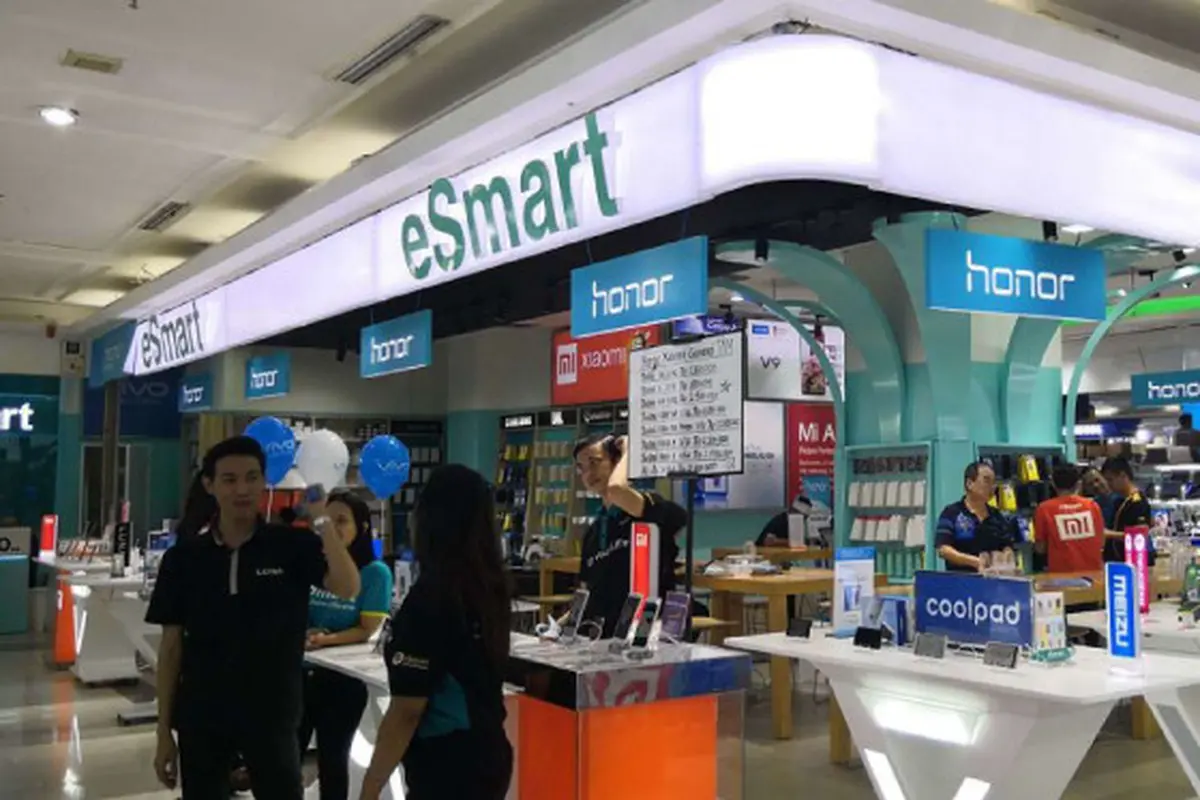 Honor mulai menggandeng toko offline