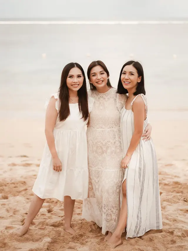 Chelsea Olivia dan Christina Olivia