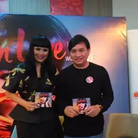 Peluncuran album Titi DJ bertajuk 'Titi in Love with Yovie' (Joanzen Yoka/Bintang.com)