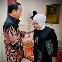 Presiden Joko Widodo dan Putri Ariani, peserta America's Got Talent. Dok: Twitter&nbsp;@jokowi