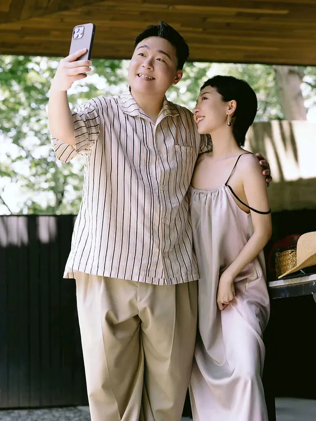 Potret Pernikahan Mantan Aktris Steven Hao Si Pemeran BoBoHo, credit: Weibo