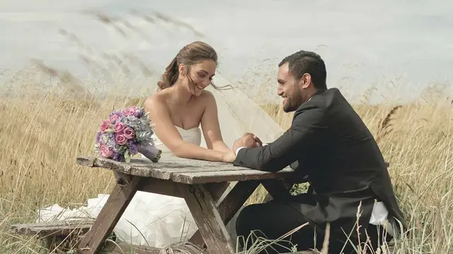 [Bintang] Aneta Baker