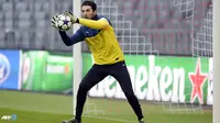 Buffon Semangat Hadapi Muenchen