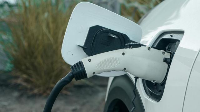 Ilustrasi baterai mobil listrik