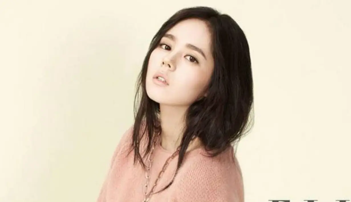 Ternyata sejak kecil, Han Ga In sudah rajin melakukan perawatan. Wajar jika kini ia punya wajah yang sangat cantik. (Foto: allkpop.com)