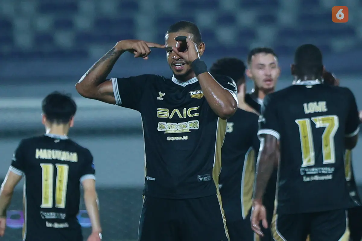 Foto: Alex Martins Borong 2 Gol, Dewa United Bungkam Borneo FC di BRI Super League