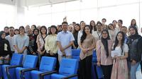 Liputan6 Connect bertajuk “Digital Smart: From Fact-Checking to Creative Content Production” di Universitas Paramadina, Jakarta, Rabu (15/10/2025). (Dok. KLY Kapanlagi Youniverse)