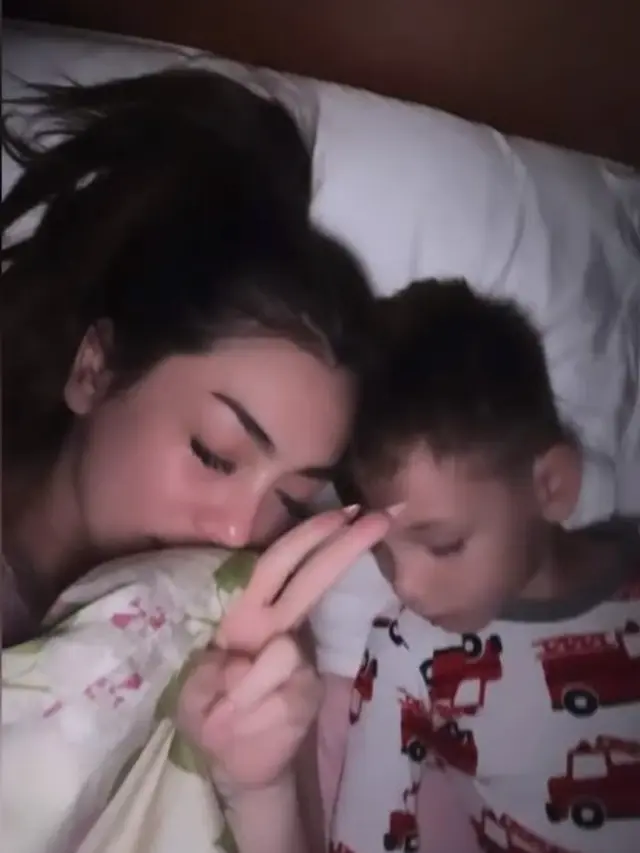 Celine Evangelista bersama anak-anaknya (Instagram/celine_evangelista)