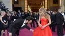 Kecemburuan Aniston kabarnya dimulai saat suaminya mengunggah foto bersama Sofia, aktris asal Perancis berusia 34 tahun itu. Meski foto itu sudah dihapus dari akun Justin, namun Sofia tetap menyimpannya  di akun Insta feednya. (AFP/Bintang.com)