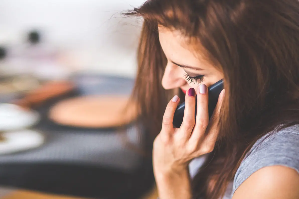 [Bintang] Dapat Telepon Aneh dari +242? Jangan Ditelepon Balik