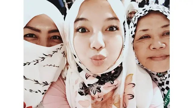 6 Potret Aktris FTV Glenca Chysara Tampil Berhijab, Bikin Pangling