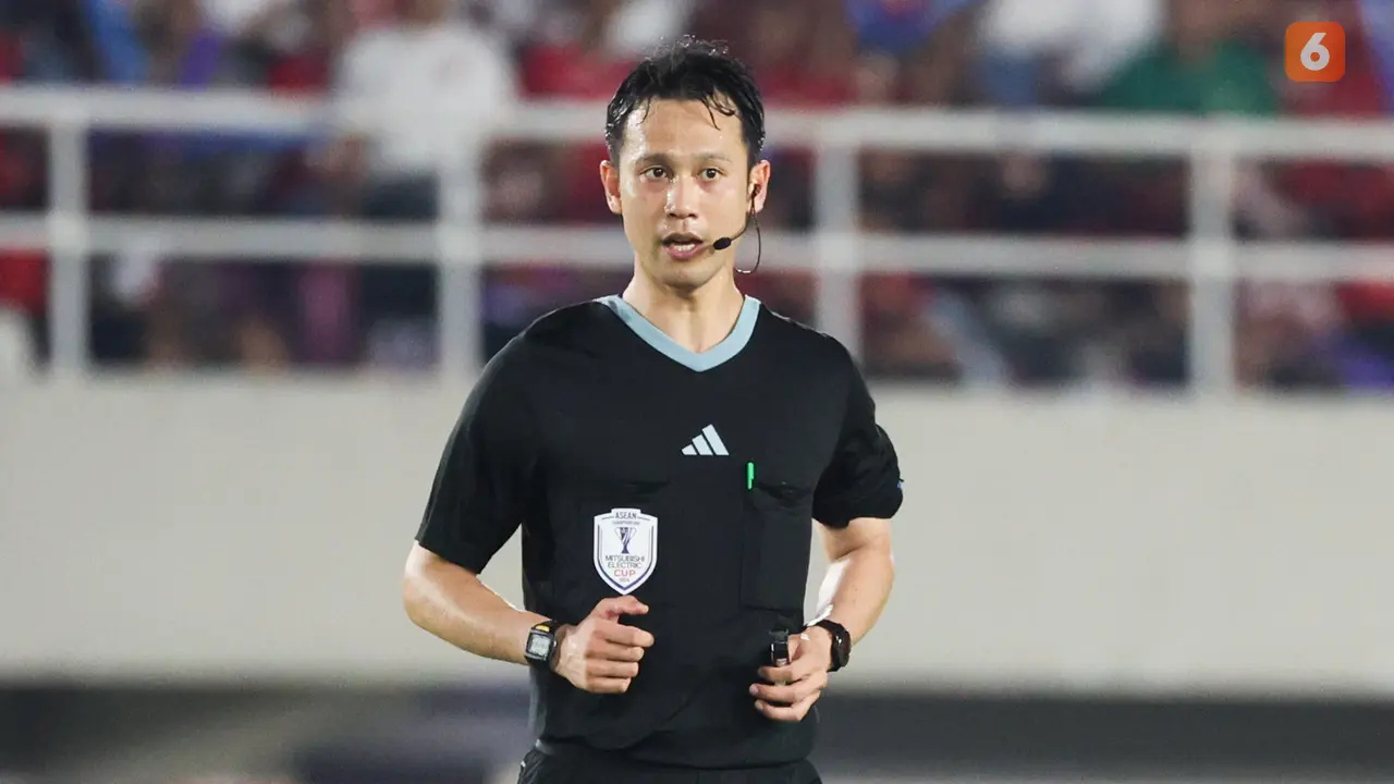 Foto: Mengenal Wasit Koji Takasaki, Usir Ferrari dan Beri Penalti untuk Filipina