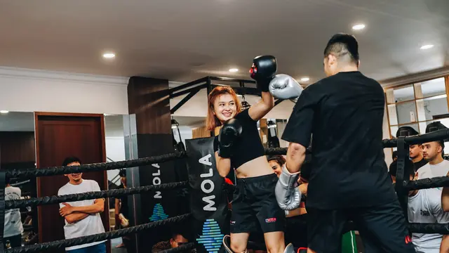 Pulang ke Indonesia, Jeka Saragih Berbagi Ilmu dalam Warrior Workout