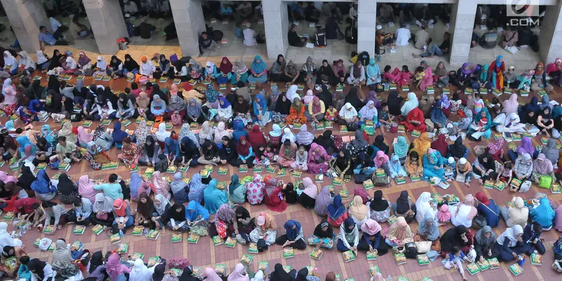 Begini Serunya Berbuka Puasa di Masjid Istiqlal