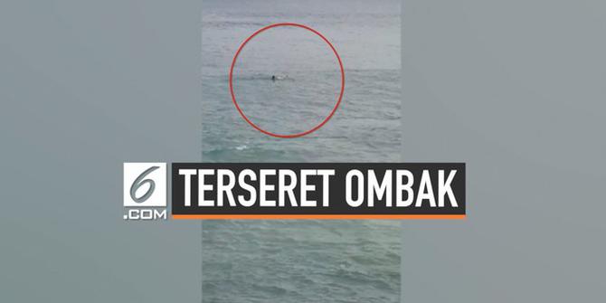 VIDEO: Abaikan Peringatan, Turis Terseret Ombak di Pantai