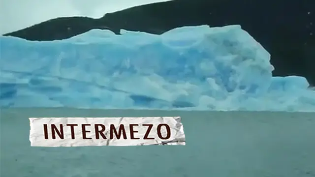 INTERMEZO : Detik-detik Gunung Es Terbalik di Argentina