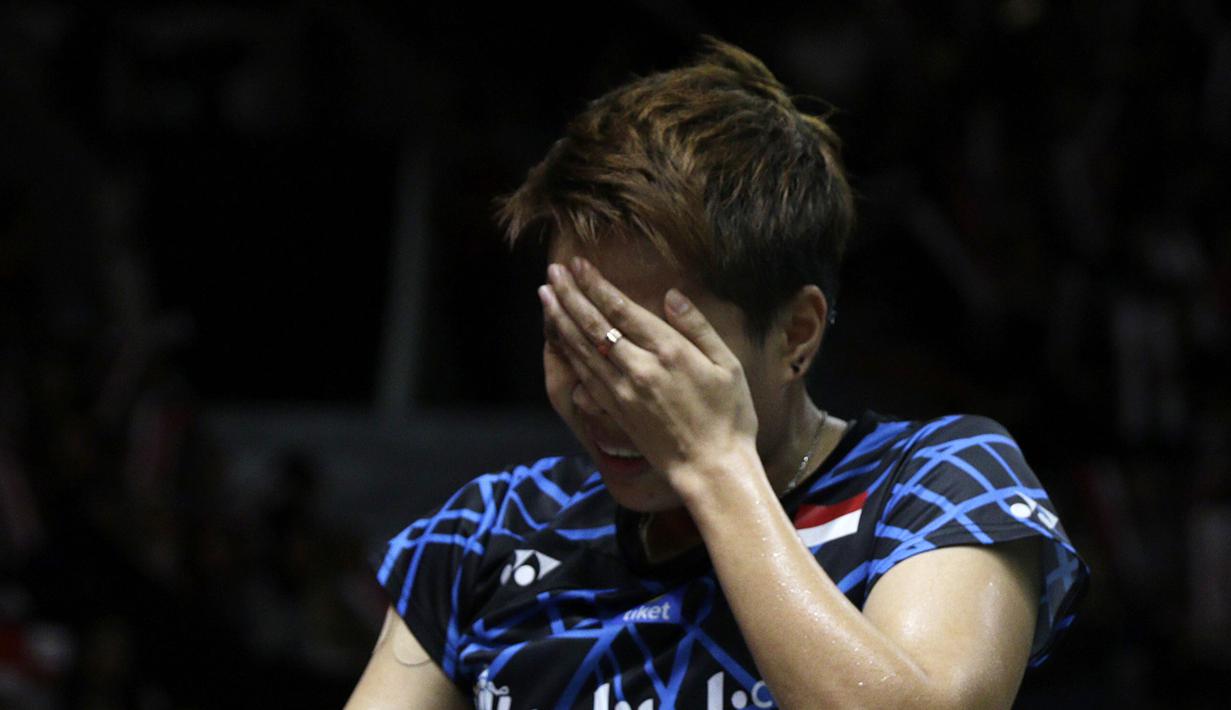 Ganda putri Indonesia, Apriyani Rahayu, tampak kecewa saat melawan ganda Jepang pada Indonesia Masters 2019 di Istora Senayan, Jakarta, Sabtu (26/1). Greysia / Apriyani gagal ke final. (Bola.com/Yoppy Renato)