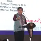 Sekretaris Jenderal Kementerian Dalam Negeri, Suhajar Diantoro saat memaparkan enam arahan penting pada Rapat Koordinasi Teknis Perencanaan dan Pembangunan (Rakortekrenbang) tahun 2024 di Surabaya, Senin (26/2/2024). (Foto: Istimewa)