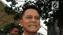 Ekspresi Presiden Komisaris PT Mugi Rekso Abadi Soetikno Soedarjo usai menjalani pemeriksaan di Gedung KPK, Jakarta, Kamis (12/4). Soetikno diperiksa sebagai saksi untuk tersangka mantan Dirut PT Garuda Indonesia, Emirsyah Satar. (Merdeka.com/Dwi Narwoko)